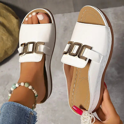 Sandales tendance Femme – Plateforme avec chaîne